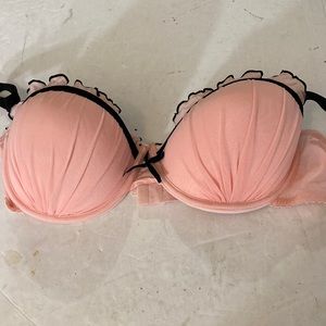 Q-T Pink & Black Adjustable Strap Bra Size 36D